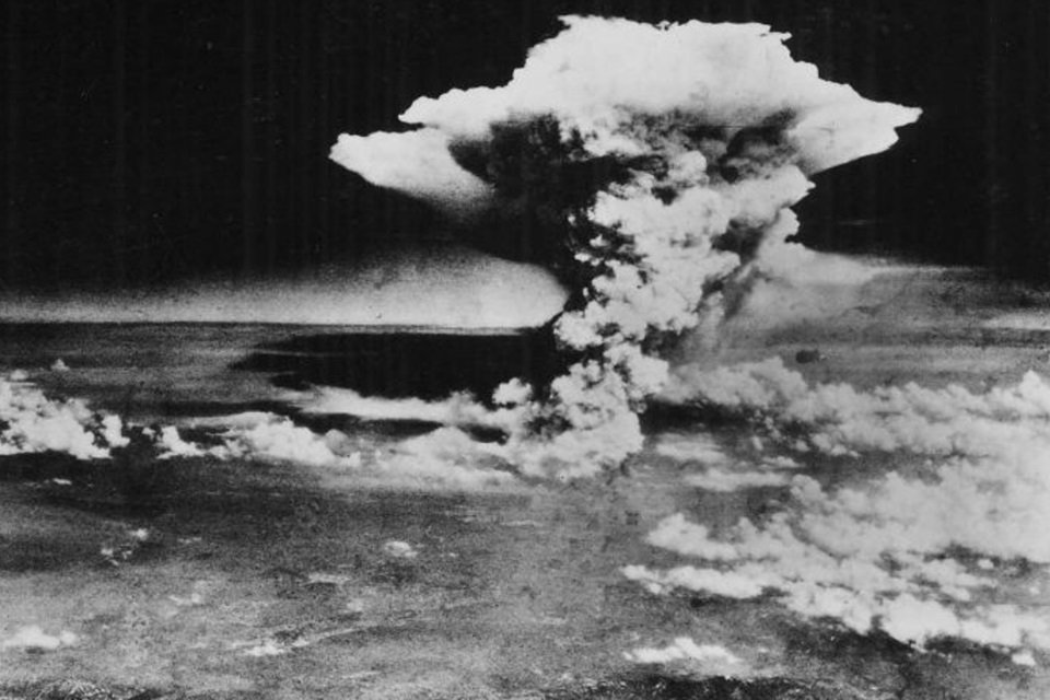Imagem de Explosão da bomba de Hiroshima fundiu pedaços da cidade com praias no Japão no megacurioso