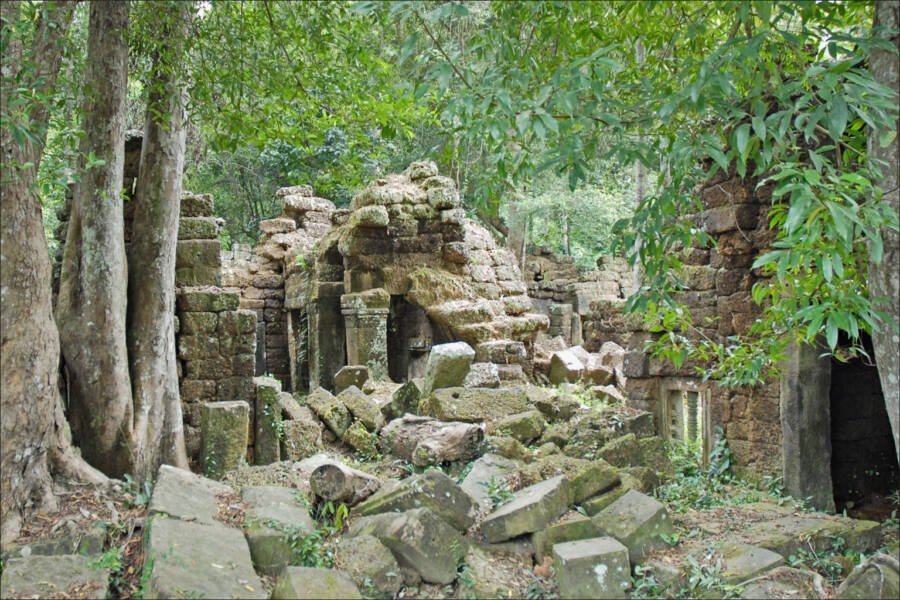 ruinas de templo do império Khmer
