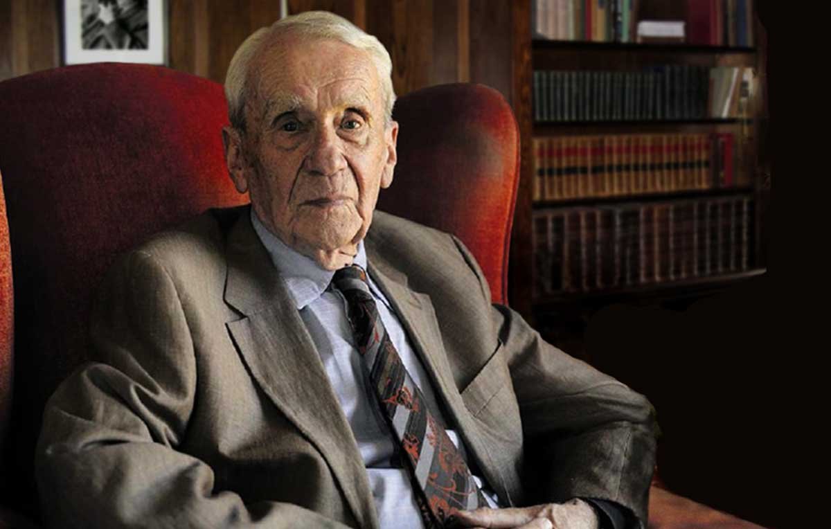 Christopher Tolkien, filho do autor de O Senhor dos Anéis, morre aos 95 anos