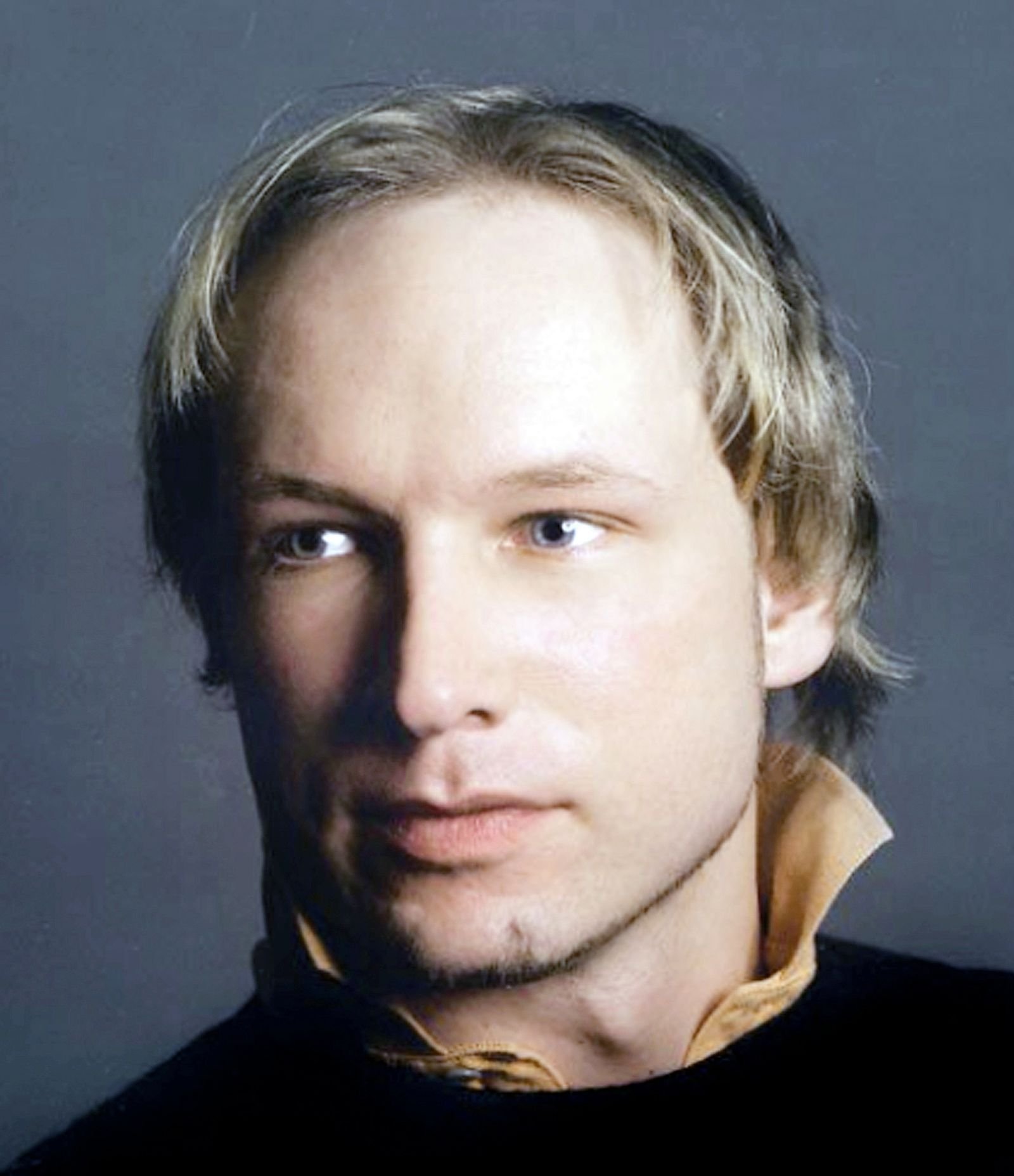(Anders Breivik)