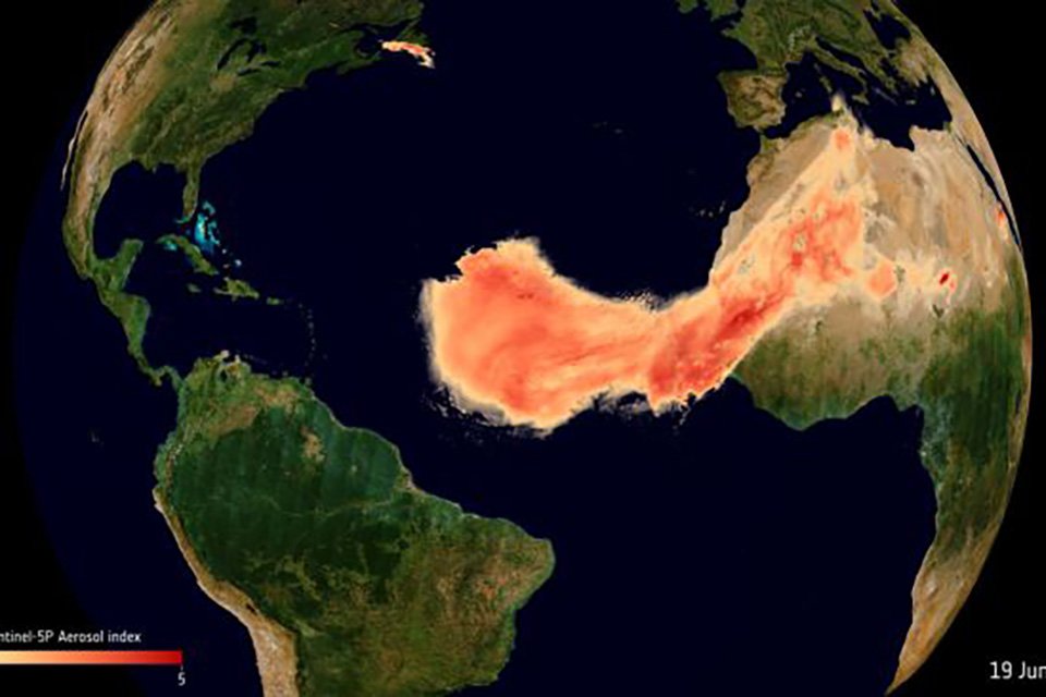 Imagem de "Nuvem de Poeira Godzilla" é vista do espaço sobre o Atlântico no megacurioso
