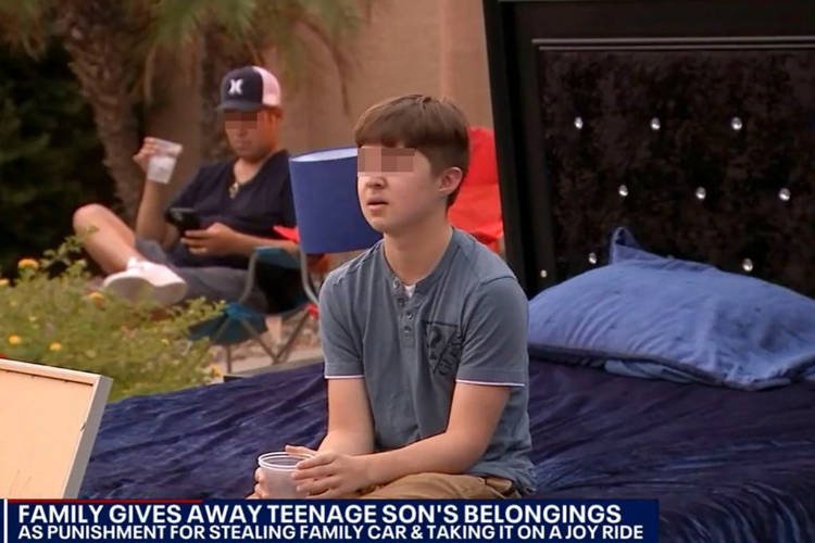 O adolescente precisou pessoalmente se desfazer dos seus pertences. (Fonte: Reprodução / Fox 10)
