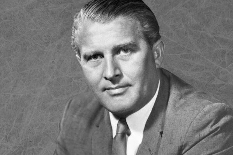 Wernher von Braun foi um dos mais celebrados cientistas da Lista de Osenberg