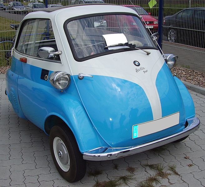 O pequeno Isetta em sua versão BMW (Fonte: Wikimedia Commons/Reprodução)