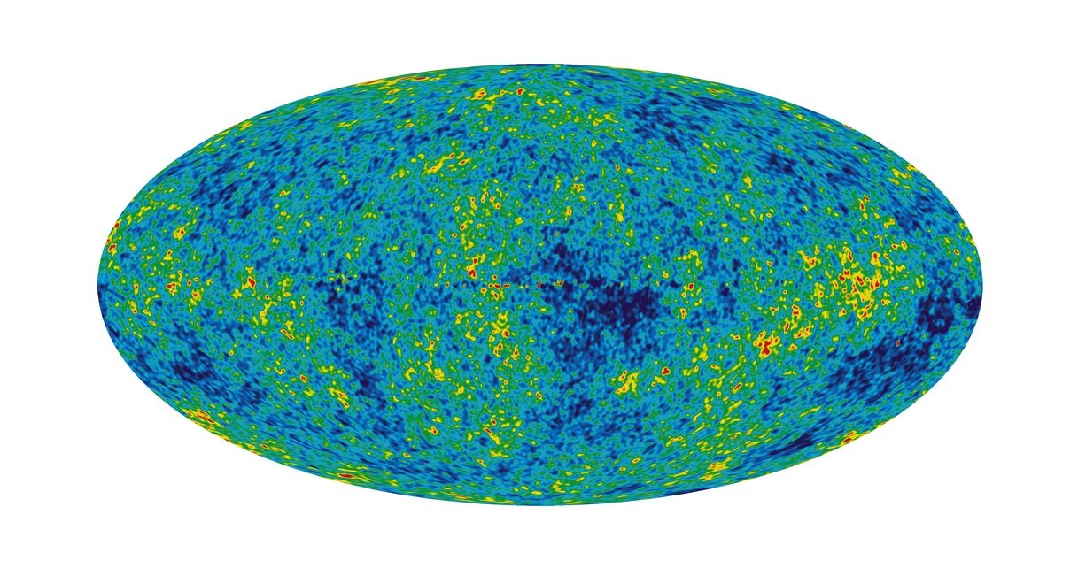 Neste mapa da radiação cósmica de fundo em micro-ondas,as cores representam as pequenas flutuações de temperatura do brilho remanescente do universo em sua infância as regiões vermelhas são mais quentes e as azuis, mais frias.