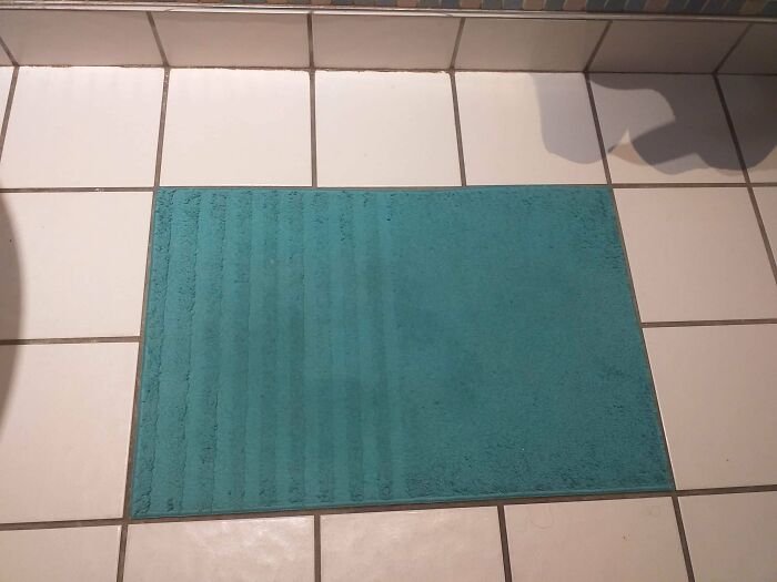 Simplesmente o tamanho perfeito para os azulejos do banheiro
