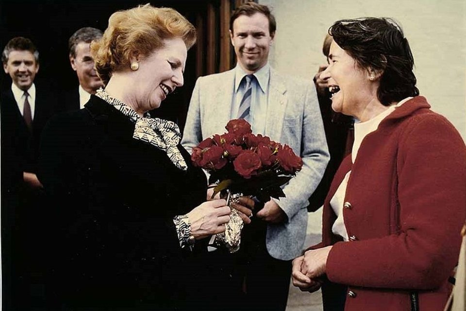 A Dama de Ferro” conta vida da controversa Thatcher