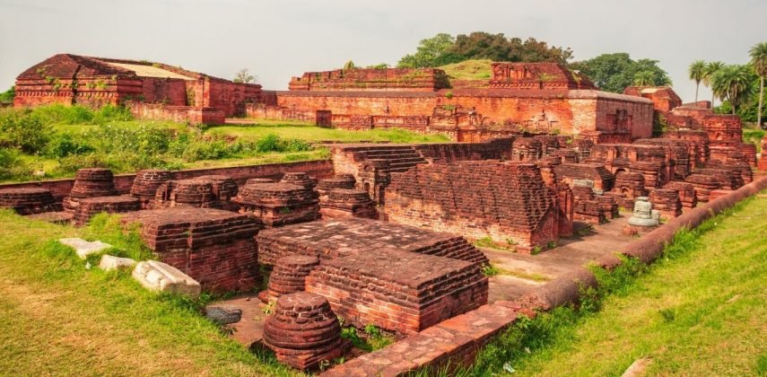 Bihar é há muito tempo um destino de turismo espiritual reverenciado, principalmente entre os seguidores do budismo. (Fonte: Travel + Leisure India / Reprodução)