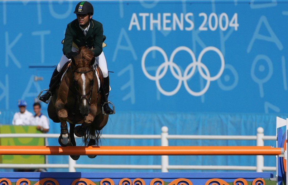 O cavalo Baloubet du Rouet, de Rodrigo Pessoa, trouxe um ouro para o Brasil em Atenas 2004