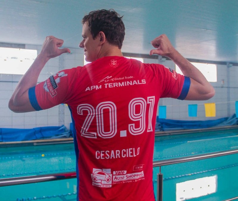 Cesar Cielo, nadador brasileiro, é o atual recordista mundial dos 50m livre. (Fonte: Flavio Roberto/CNMD)
