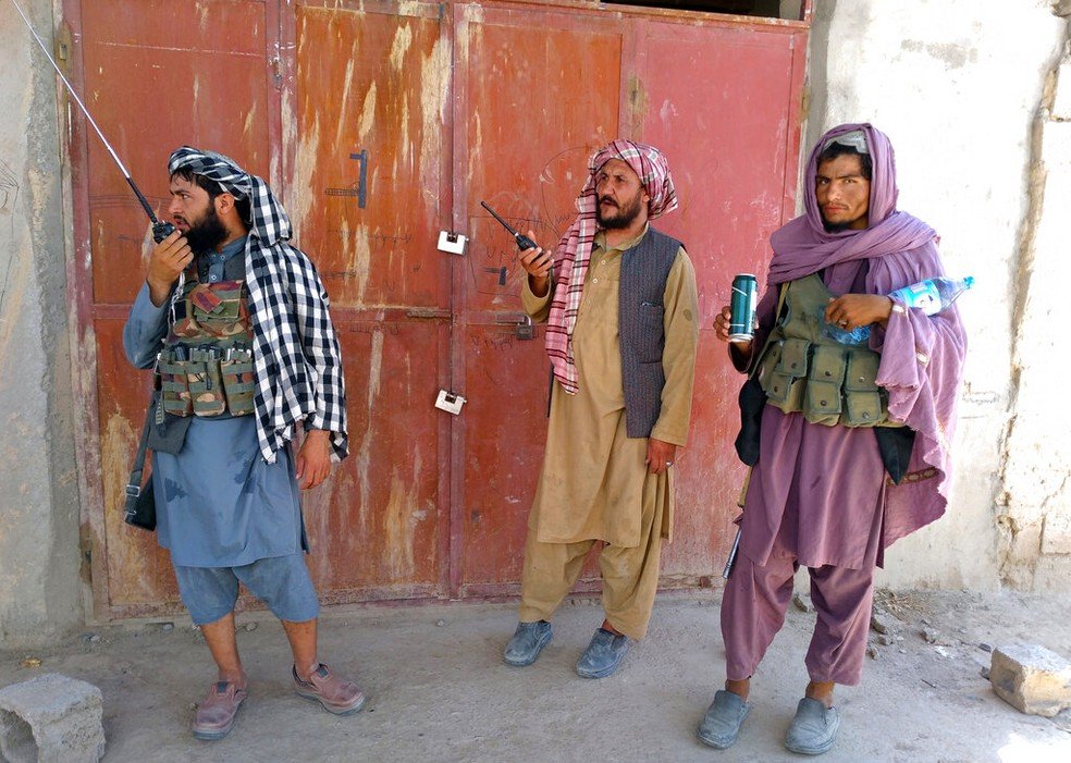 Membros do Talibã em Farah