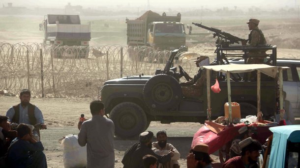 Fronteiras fechadas entre o Paquistão e Afeganistão pelo Talibã