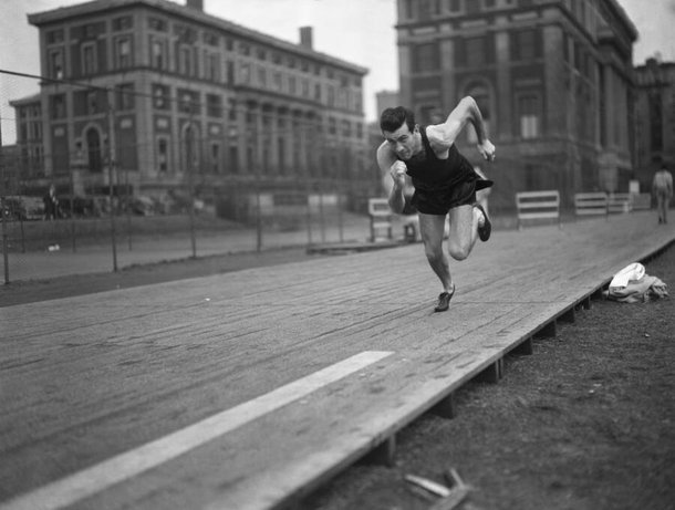 Louis Zamperini: a vida do atleta olímpico que virou herói de guerra - Mega  Curioso