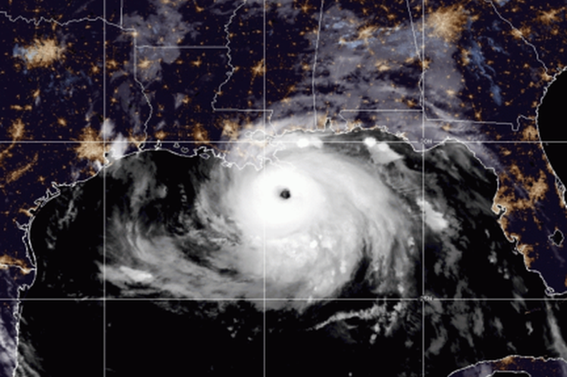 (Fonte: CNN/NOAA/RAMMB/Colorado State University/ Reprodução)