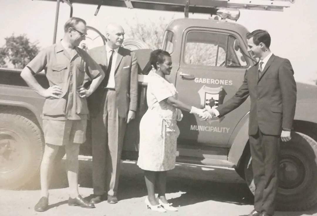 Grace Dambe, uma mulher negra, foi eleita prefeita da capital já em 1969 (Imagem: Twitter/Reprodução)