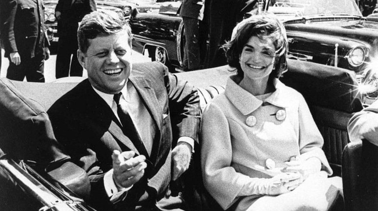 Momentos antes do assassinato de John F Kennedy - Foto: Reprodução