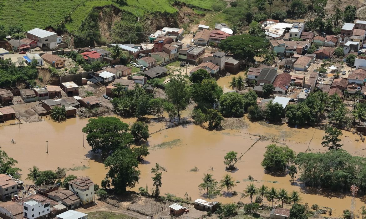 Estado da Bahia está sofrendo com chuvas intensas. La Niña deve causar mais tempestades no Nordeste. (Imagem: Agência Brasil: Isac Nóbrega)