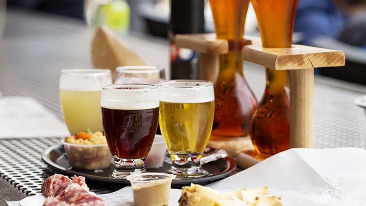 Bélgica possui mais de 1500 marcas diferentes de cervejas industrializadas e artesanais. (Fonte: Sebalos/iStock)