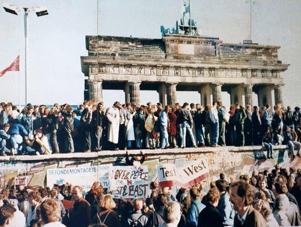 Muro de Berlim, momentos antes de ser derrubado. (Fonte: Wikimedia Commons/Reprodução)