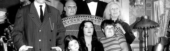 Imagem de Família Addams: a horripilante e curiosa história no megacurioso
