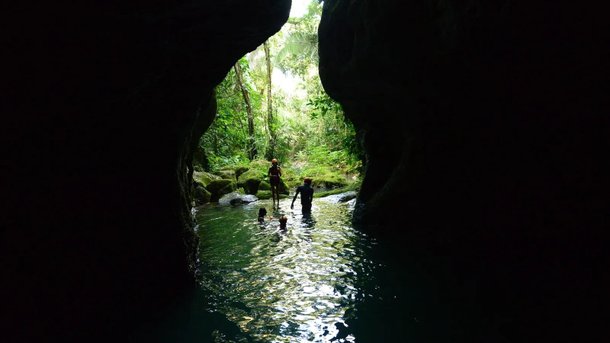 Entrada da caverna ATM.