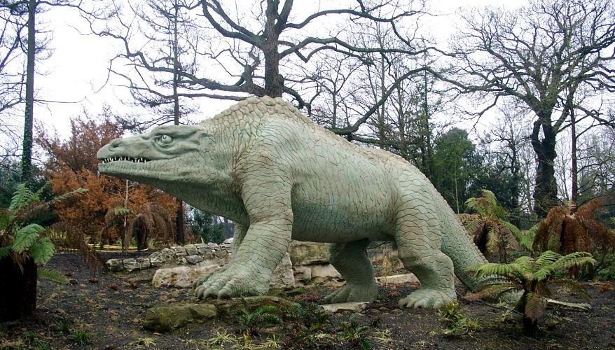 Megalossauro no Crystal Palace Park.