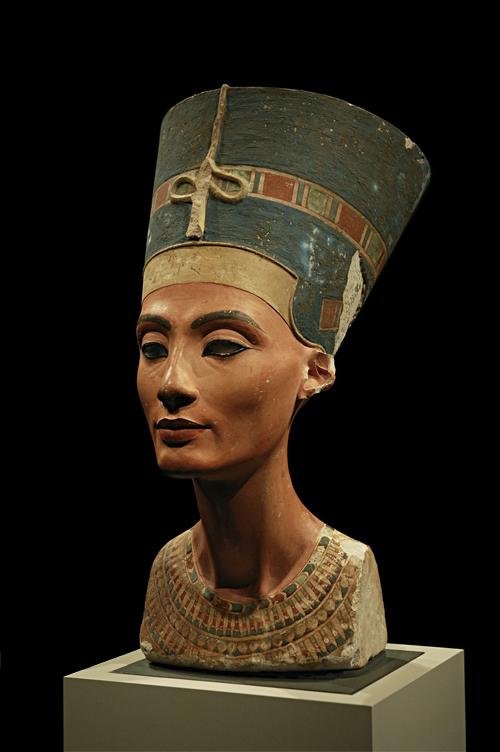 Na época de Nefertiti, alguém de quem todos descendemos estava vivo em algum lugar do mundo.