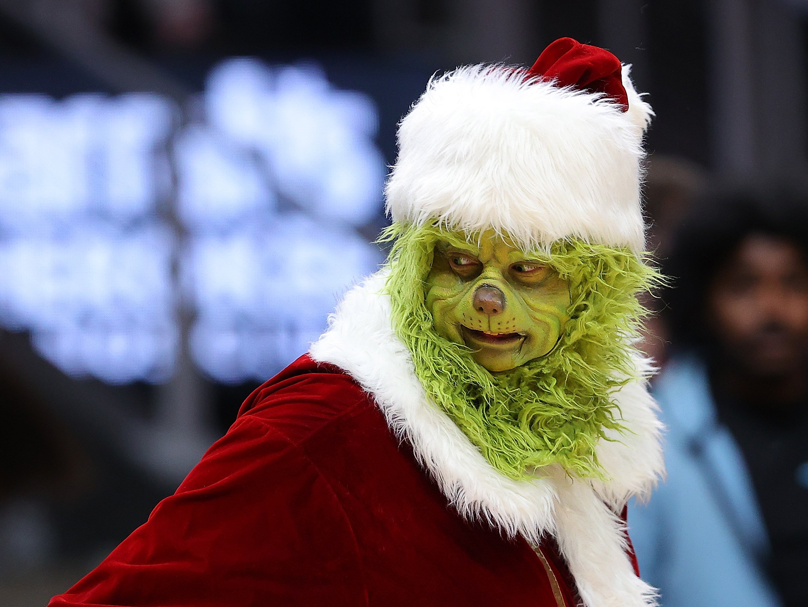 Grinch: quem é a criatura verde que aterroriza crianças no Natal? - Mega  Curioso