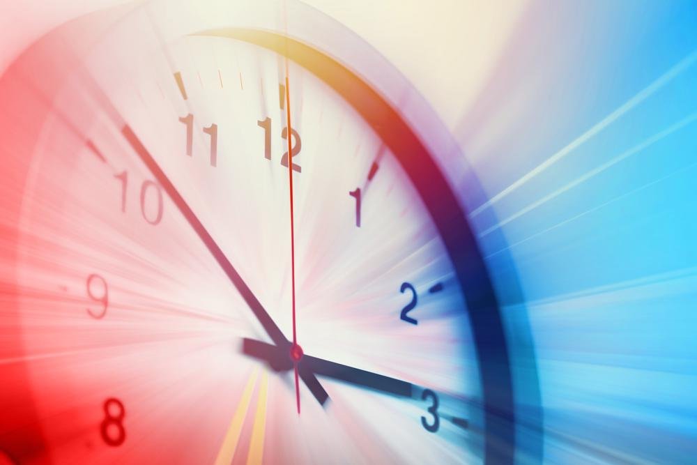 Se a Terra começasse a girar mais rápido, teríamos dias mais curtos, com menos de 24 horas