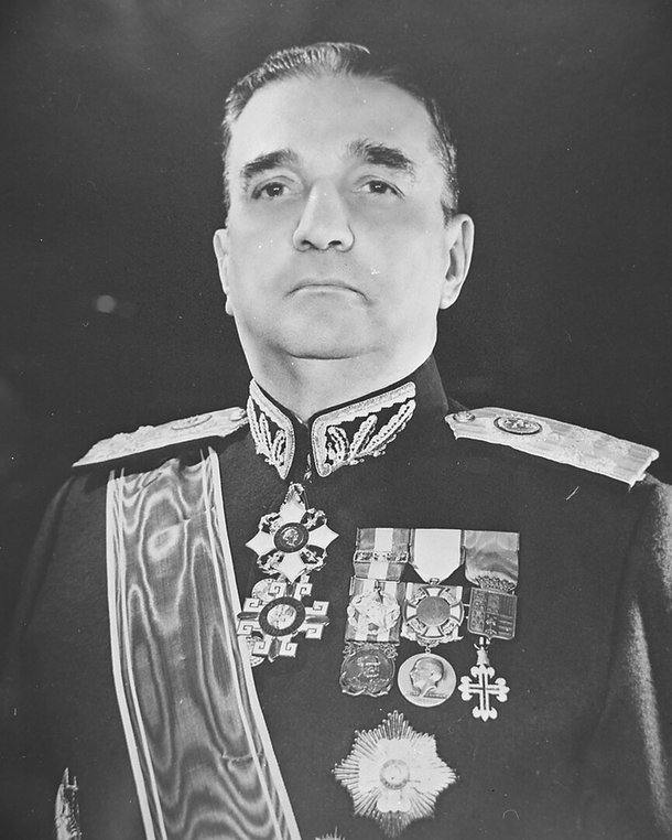 O general Sylvio Frota, que tentou dar o golpe contra Geisel (Fonte: Wikimedia Commons)