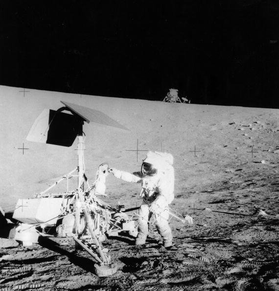 Os Estados Unidos foram o primeiro país a realizar um pouso tripulado na Lua (Fonte: Getty Images/Reprodução)