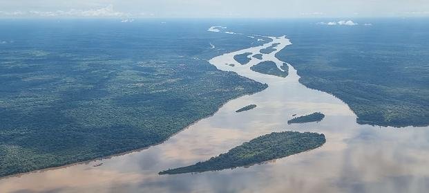 Em meio a estudos sobre o ciclo do carbono na bacia do Congo, o Rio Ruki atraiu a atenção de pesquisadores. (Fonte: Getty Images/Reprodução)
