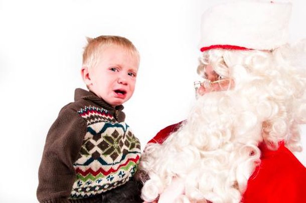 A aparência do Papai Noel pode ser assustadora para os pequenos. (Fonte: Getty Images)