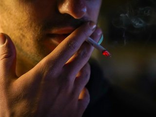 5-mentiras-que-nos-contaram-sobre-fumar-cigarros-thumb.png