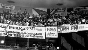 4-manifestacoes-populares-que-mudaram-o-rumo-do-brasil-thumb.png