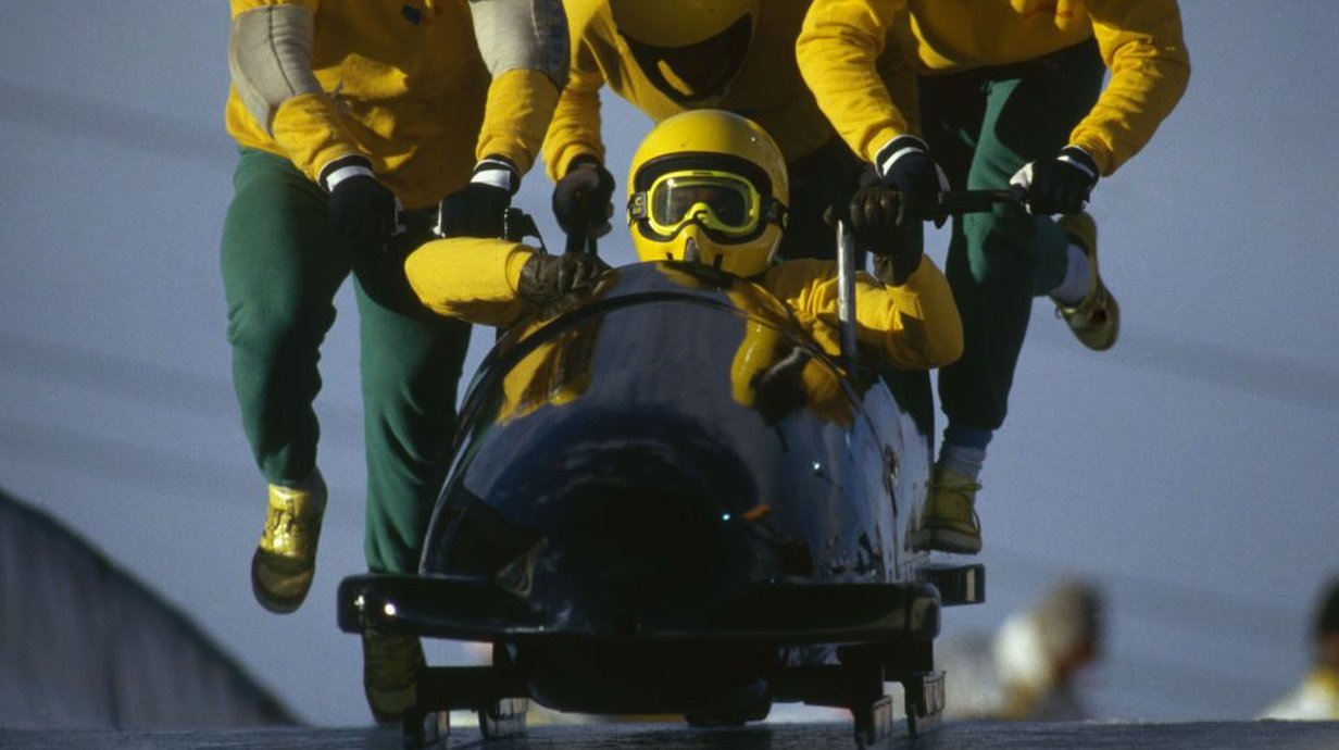 jamaica-abaixo-de-zero-o-que-e-real-no-classico-filme-da-equipe-de-bobsled-thumb.png