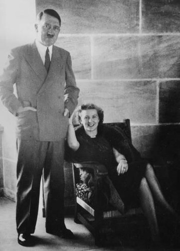 Adolf Hitler e Eva Braun fizeram um pacto de suicídio. (Fonte: GettyImages / Reprodução)