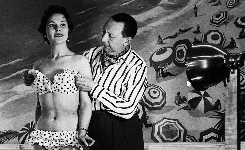 O estilista francês Louis Réard e sua criação mais famosa: o biquíni. (Fonte: Reprodução/University of Fashion)