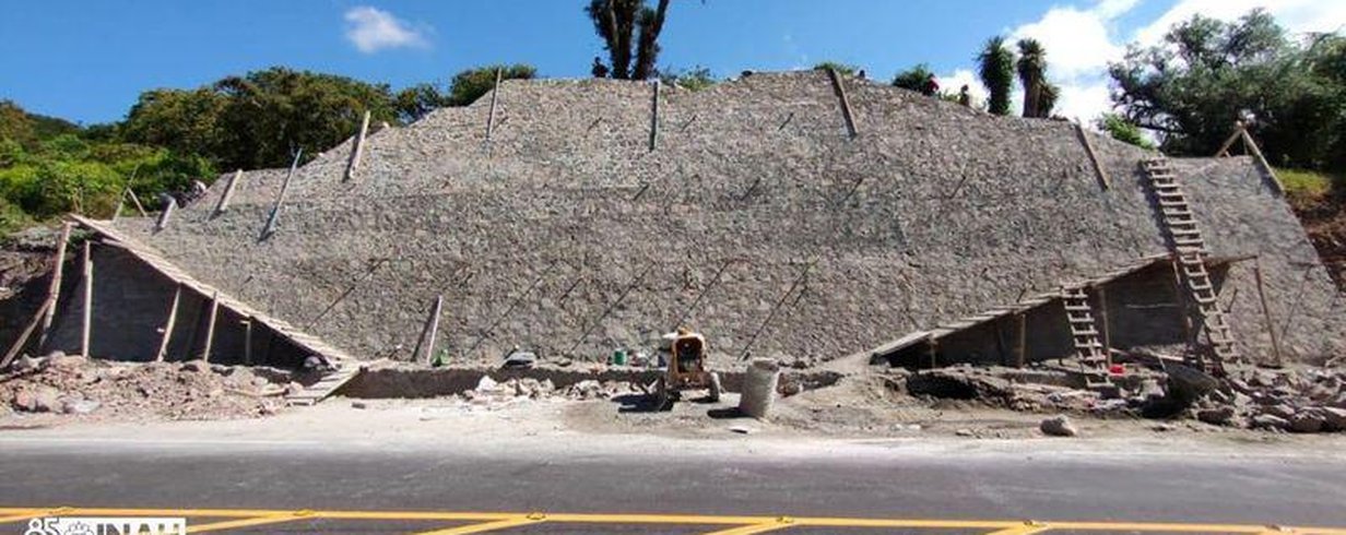 piramide-de-14-mil-anos-e-descoberta-em-construcao-de-estrada-no-mexico-thumb.png