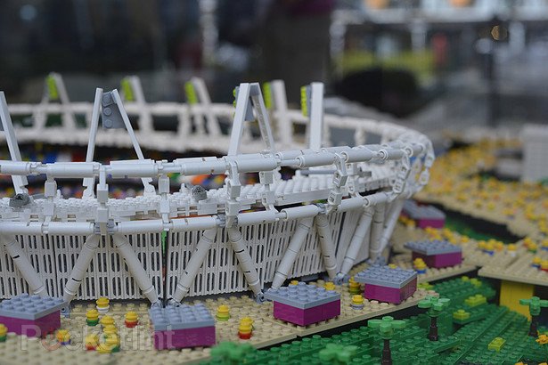 Arte de brinquedo: confira réplica em LEGO do Parque Olímpico de Londres