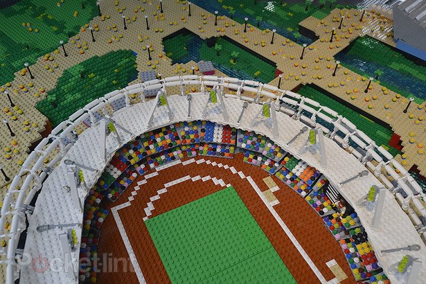 Arte de brinquedo: confira réplica em LEGO do Parque Olímpico de Londres
