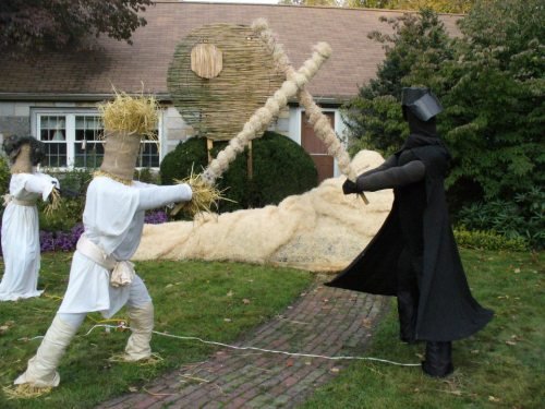 Fã recria personagens de Star Wars com espantalhos