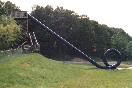 Cannonball Loop: um dos brinquedos mais temerários que já existiu