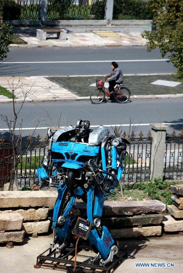 Malucos por Transformers criam parque temático na China