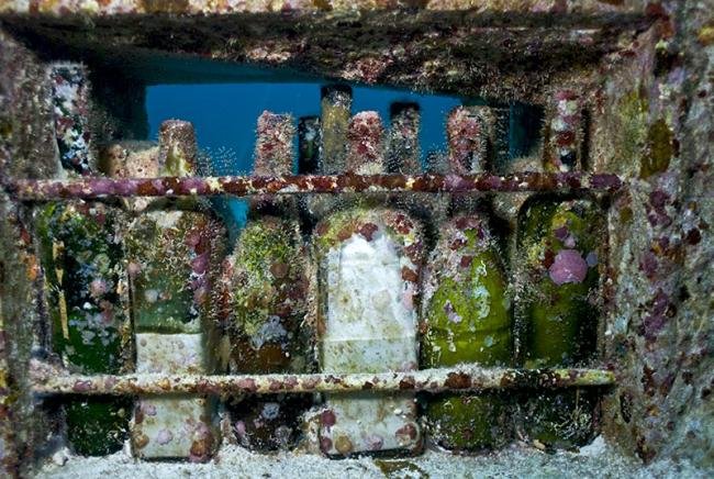 Arte subaquática: mar do Caribe abriga mais de 400 estátuas