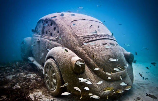 Arte subaquática: mar do Caribe abriga mais de 400 estátuas