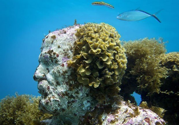 Arte subaquática: mar do Caribe abriga mais de 400 estátuas