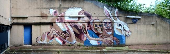 Artista 'disseca' personagens em desenhos de grafite