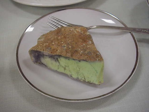 Banquete indigesto: 12 imagens de alimentos feitos de pedra