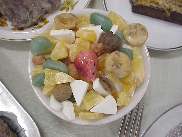 Banquete indigesto: 12 imagens de alimentos feitos de pedra